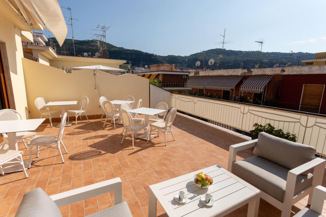Tofani Apartment - Luminoso Con Terrazzo Panoramico Sorrent Exterior foto