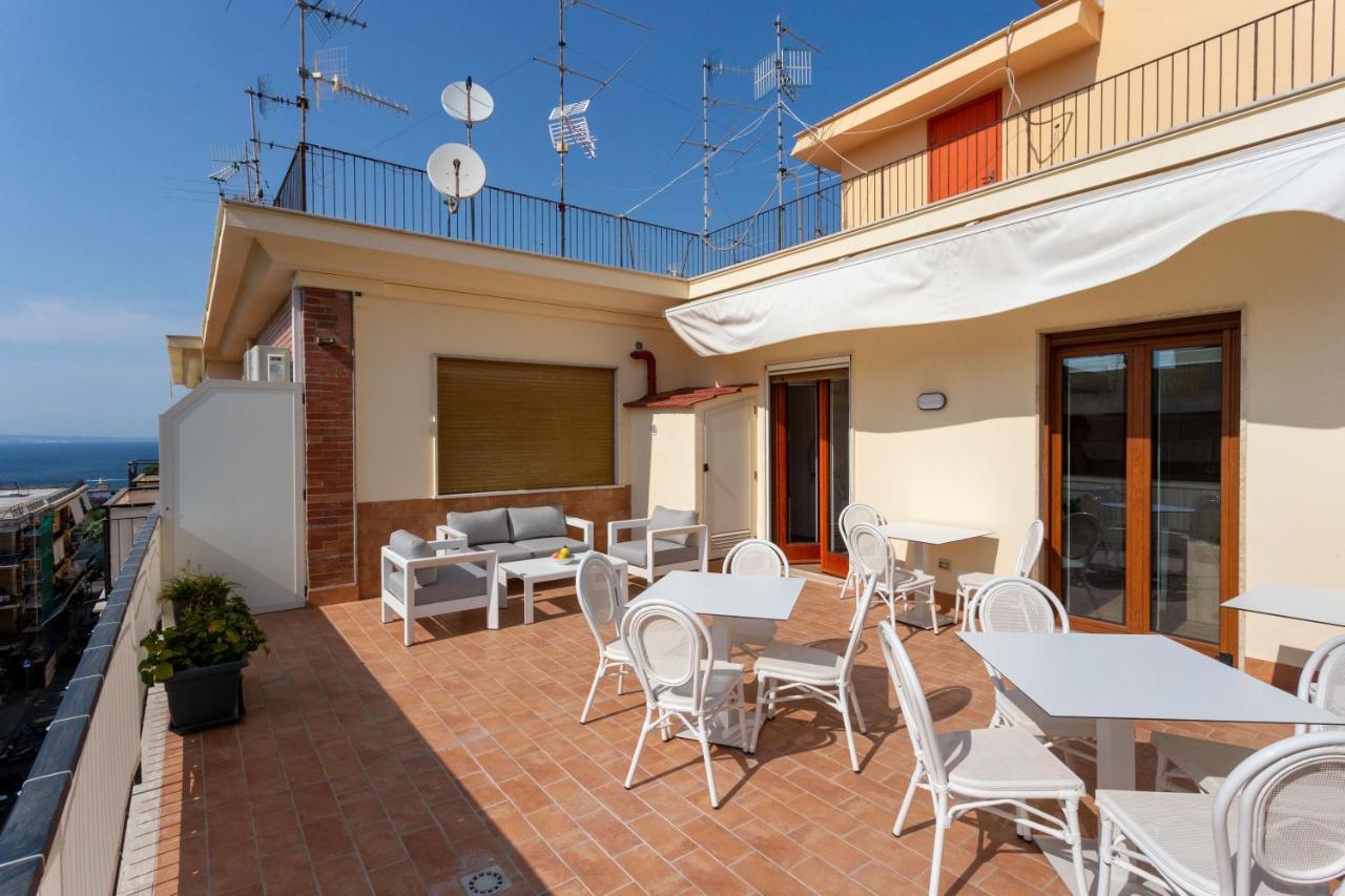 Tofani Apartment - Luminoso Con Terrazzo Panoramico Sorrent Exterior foto